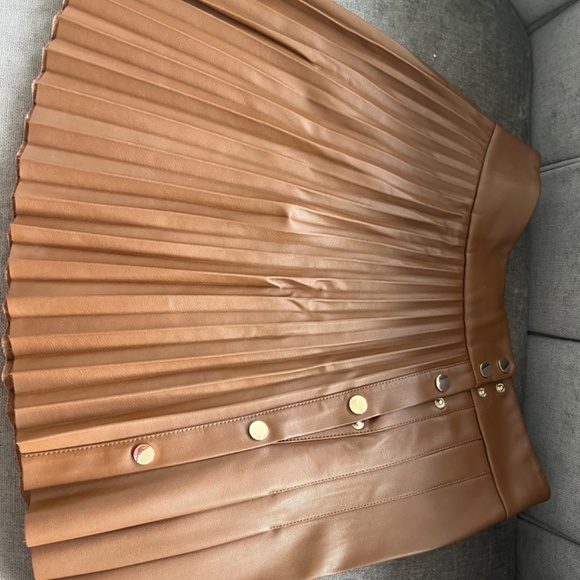 Closet Cleanout - skirts - Picture 4 of 4